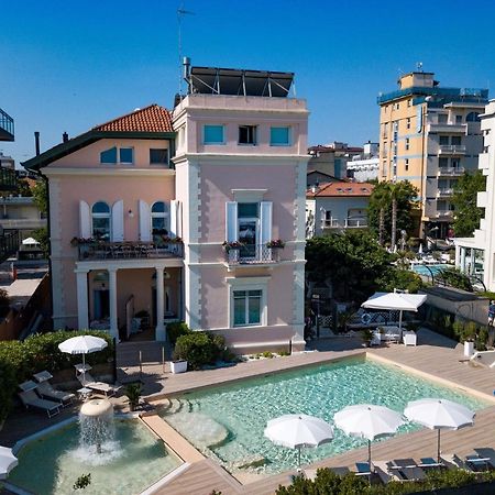 Villa Fiorita Cattolica Exterior photo
